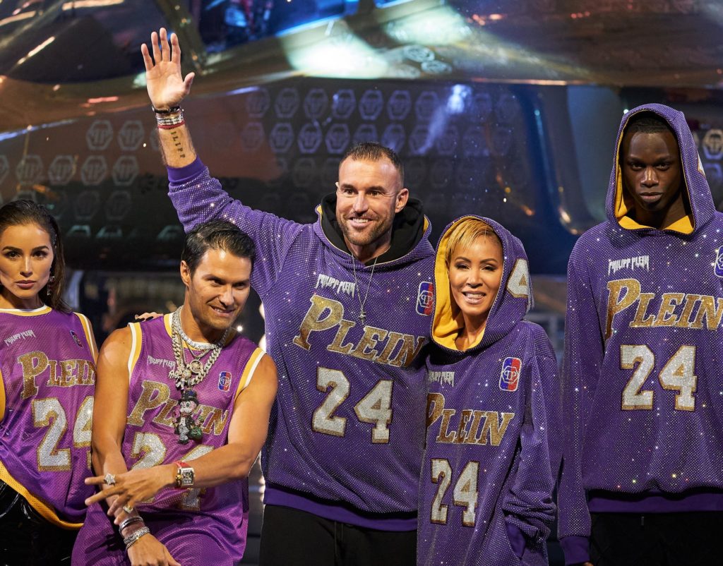 Скандальный показ Phillip Plein в честь Коби Брайанта