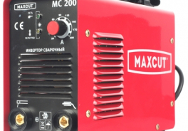 MAXCUT