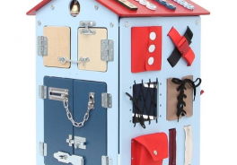 Занятный дом