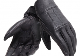 Gloves by Fratelli Forino